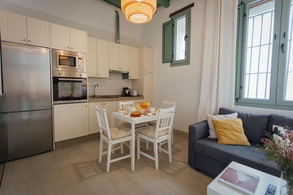 Komodo Gran Poder - Penthouse With Private Pool And Cozy Twin Bedroom Central Apartment Seville Luaran gambar