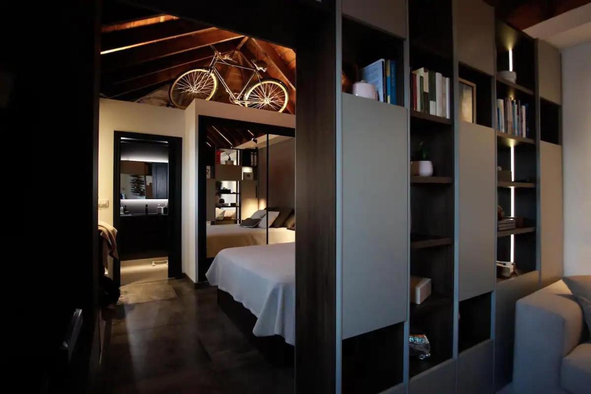Komodo Gran Poder - Penthouse With Private Pool And Cozy Twin Bedroom Central Apartment Seville Luaran gambar