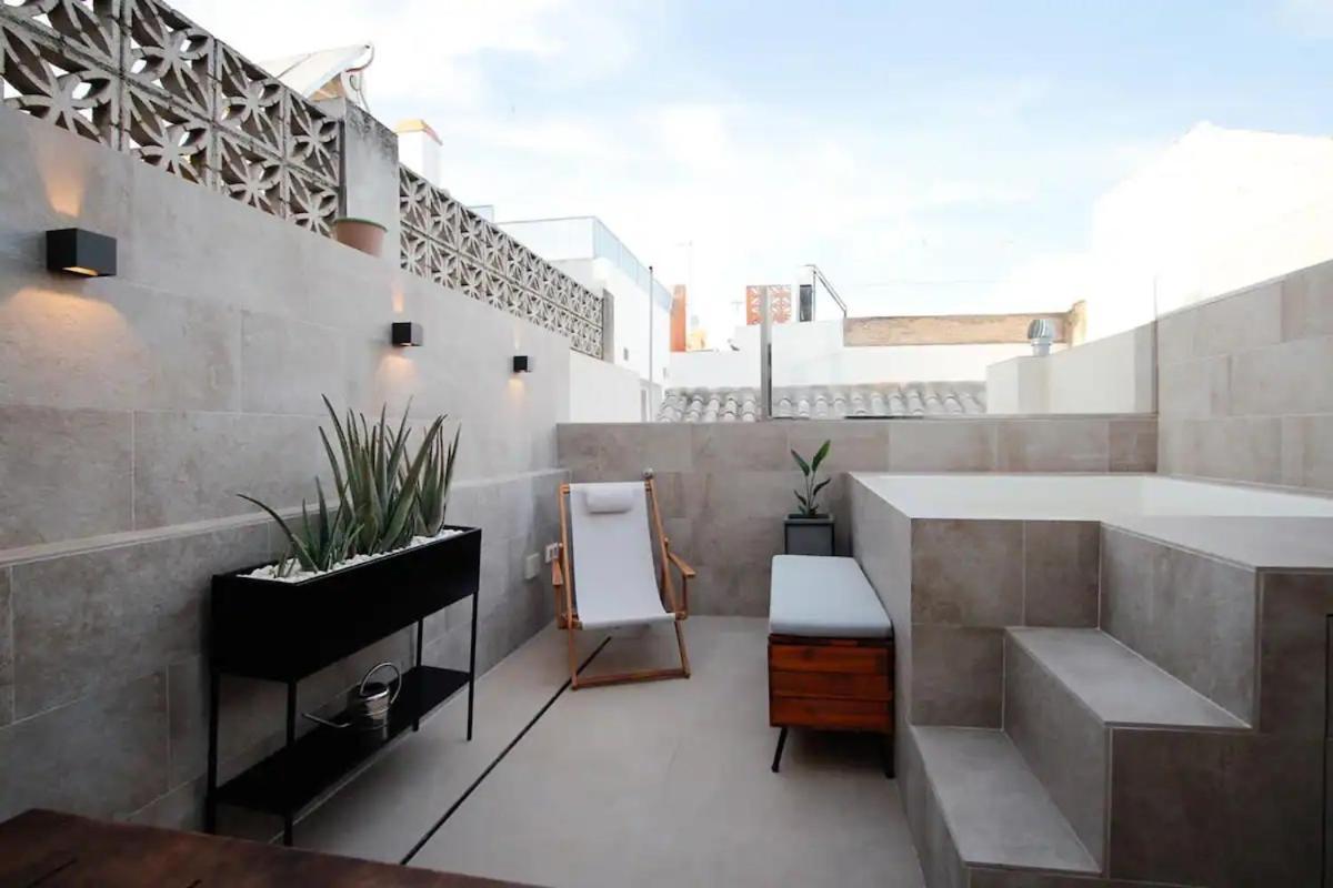 Komodo Gran Poder - Penthouse With Private Pool And Cozy Twin Bedroom Central Apartment Seville Luaran gambar