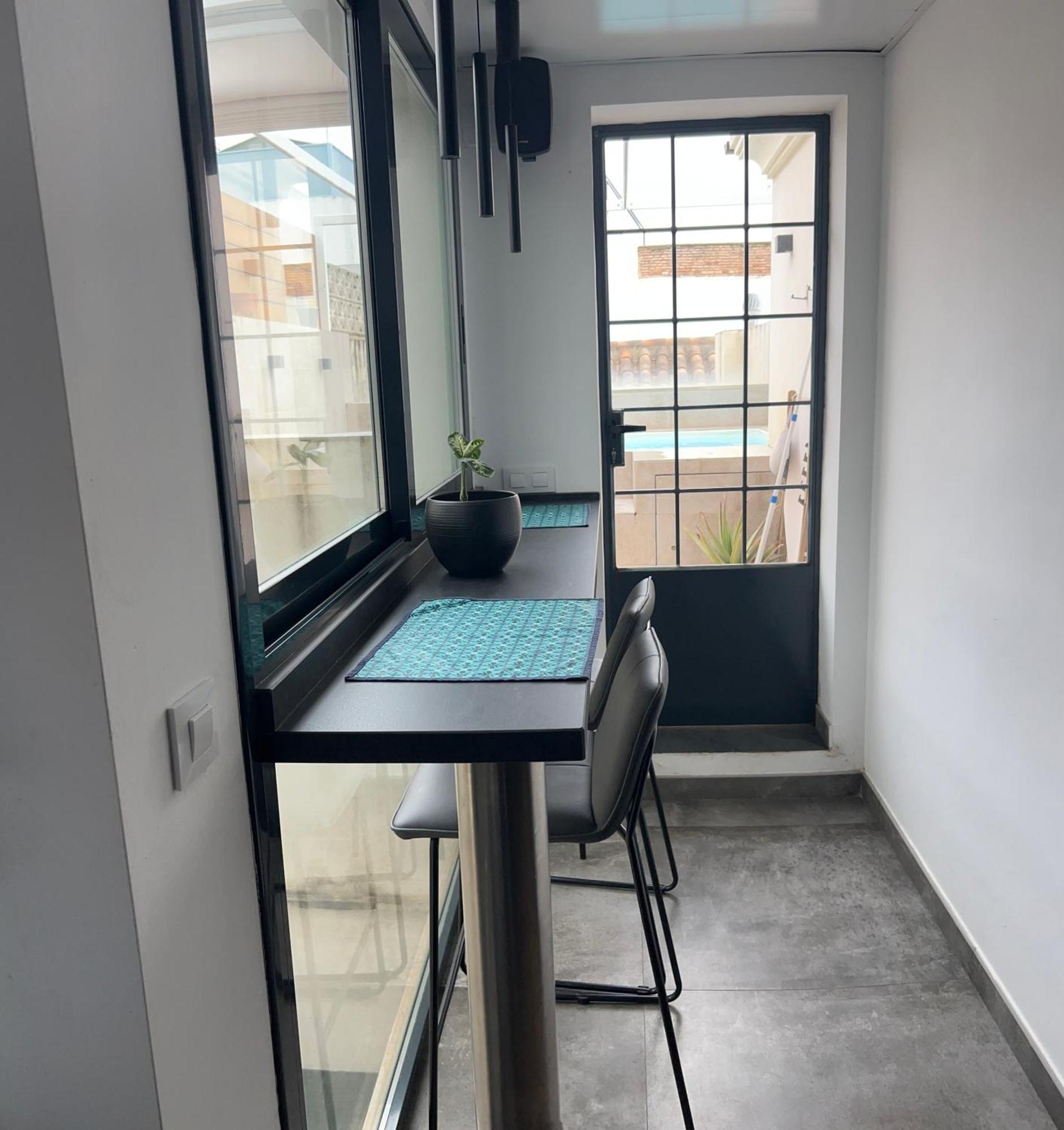 Komodo Gran Poder - Penthouse With Private Pool And Cozy Twin Bedroom Central Apartment Seville Luaran gambar